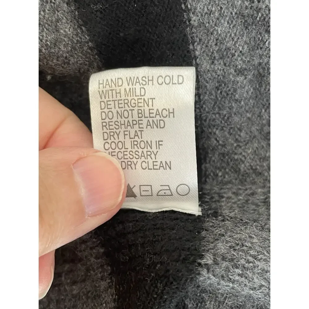 Cashmere Sweater Quiet Luxury Soft‎ Capsule Parisian Old Money Sustainable